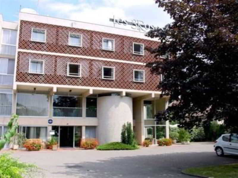 Hotel Les Trois Roses, Meylan Grenoble The Originals Boutique Exterior photo